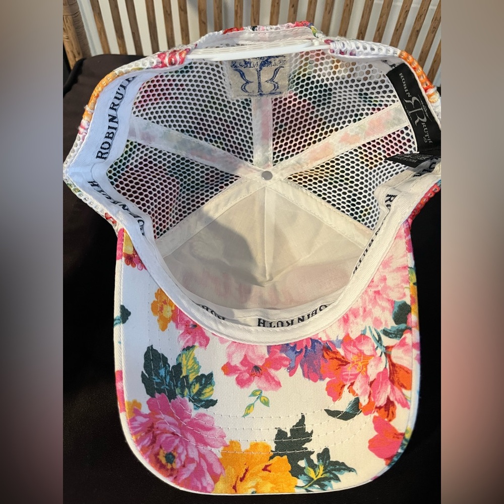 NWOT Robin Ruth Austin women’s  Floral Cap -‎ Pink and White - Picture 6 of 8